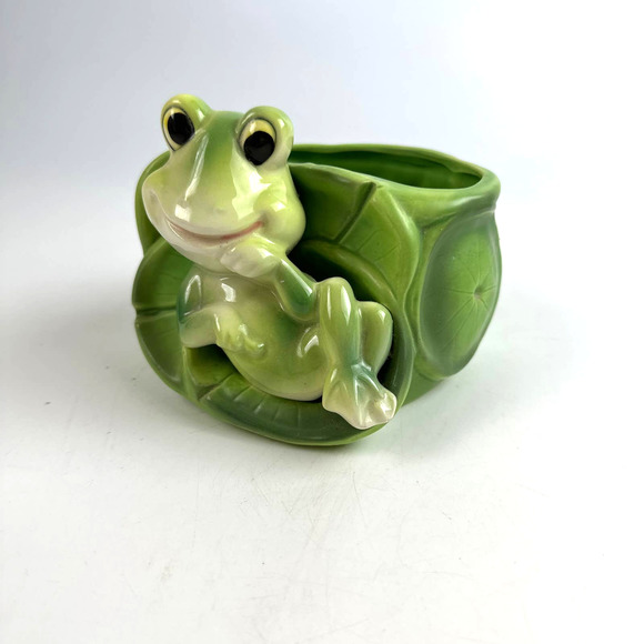 Super Cute Vintage Anthropomorphic Frog Planter For Succulents Flowers Or Plant - Picture 8 of 12